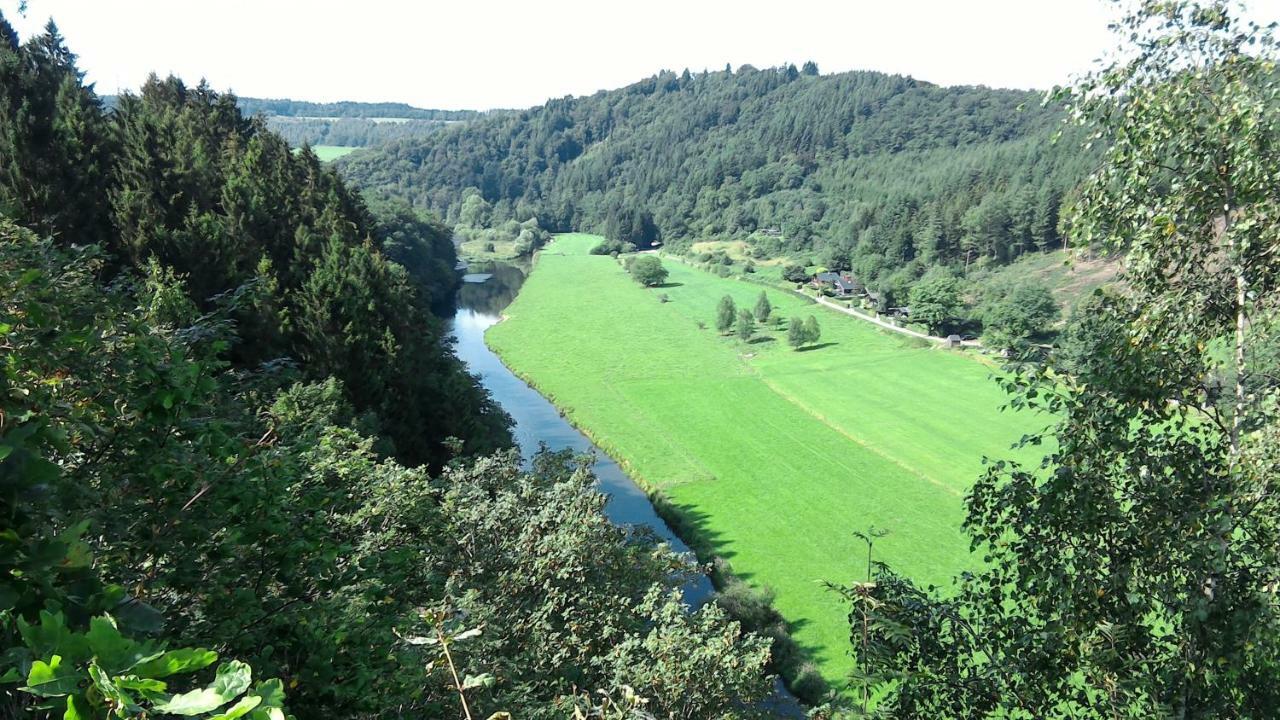 Gîte Le Courtil Bouillon Extérieur photo